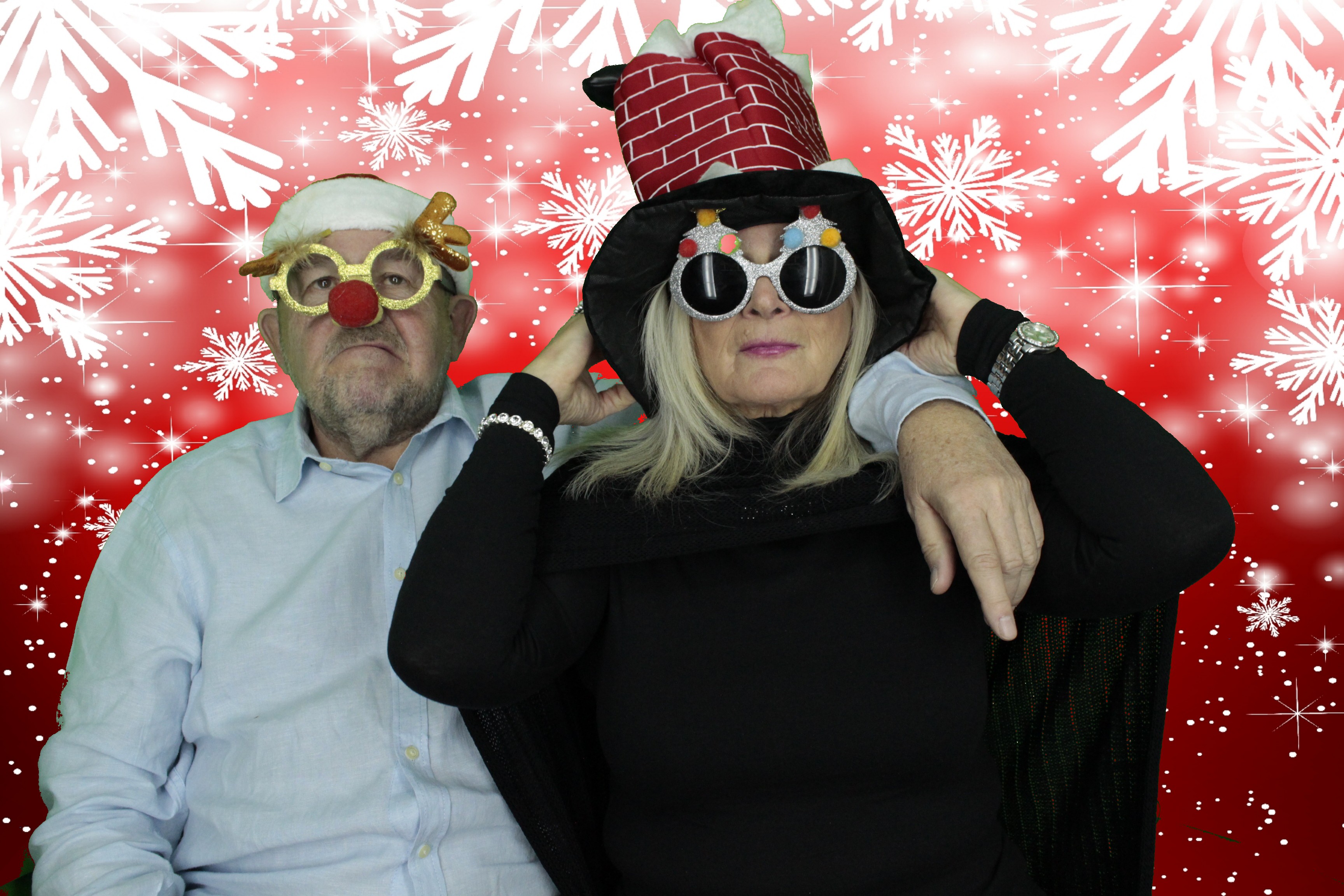 Silvermere Christmas Party | View more photos from the event at gallery.myphotoboothexperience.co.uk/u/MyPhotoBoothExperienceLtd/Silvermere-Christmas-Party-3